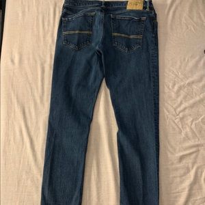 A&F Men’s Dar Wash Skinny Jeans